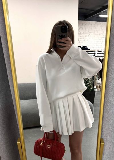 Стильний та комфортний костюм молоко №258754