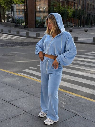 Костюм з велюру блакитний №259262