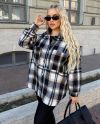 Стильна оверсайз сорочка в клітку чорна №259698 — фото 1